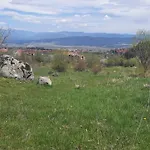 The Snug Near The Brimming Mountains Διαμέρισμα *