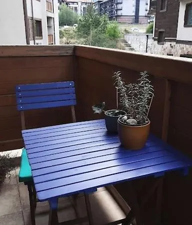 The Snug Near The Brimming Mountains Appartement