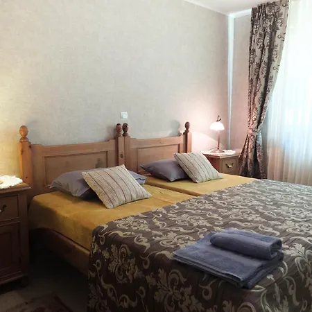 The Snug Near The Brimming Mountains Apartment *