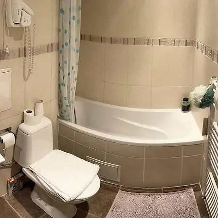 The Snug Near The Brimming Mountains Appartement *