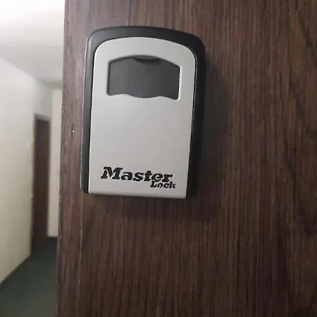 The Snug Near The Brimming Mountains *