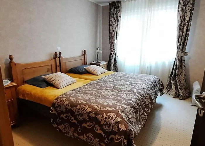 The Snug Near The Brimming Mountains * Bansko