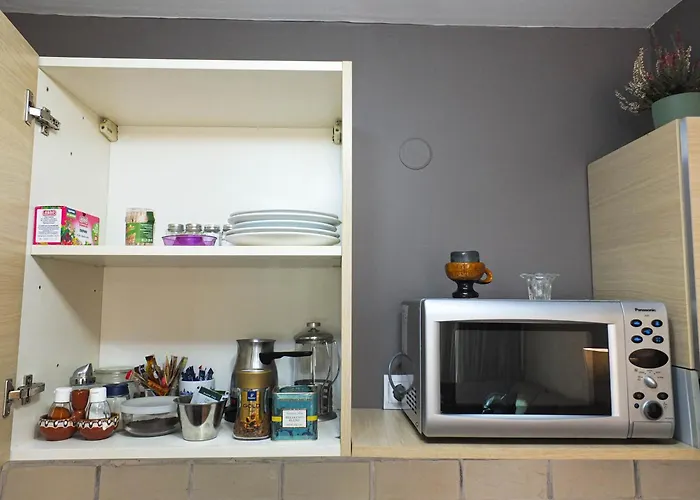 Apartment The Snug Near The Brimming Mountains *