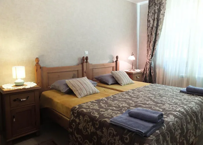 The Snug Near The Brimming Mountains Apartment *