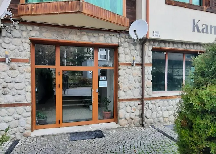 The Snug Near The Brimming Mountains Apartment *